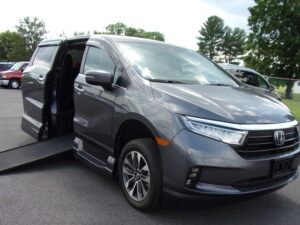 Grey Honda Odyssey with Vantage Mobility Side Entry Automatic In Floor conversion