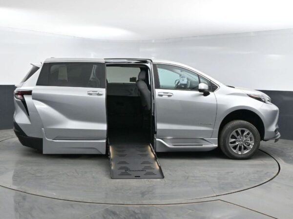 Silver Toyota Sienna with BraunAbility Side Entry Automatic Fold Out conversion