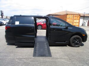 Black Honda Odyssey with BraunAbility Side Entry Automatic In Floor conversion