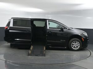 Black Chrysler Pacifica with BraunAbility Side Entry Automatic Fold Out conversion