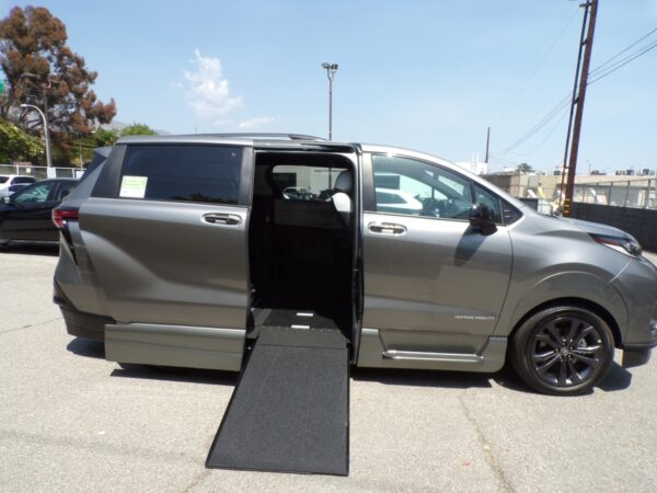 Grey Toyota Sienna with Vantage Mobility Side Entry Automatic In Floor conversion