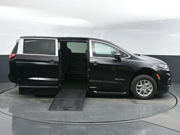 Black Chrysler Pacifica with BraunAbility Side Entry Automatic Fold Out conversion