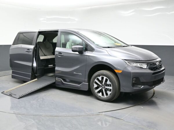 Grey Honda Odyssey with BraunAbility Side Entry Automatic In Floor conversion