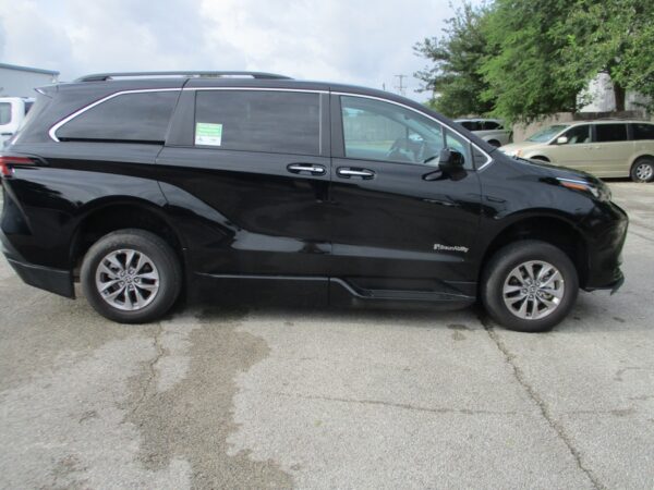 Black Toyota Sienna with BraunAbility Side Entry Automatic Fold Out conversion