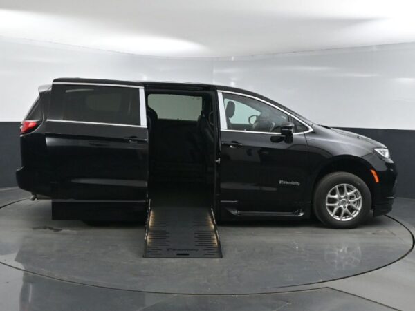 Black Chrysler Pacifica with BraunAbility Side Entry Automatic Fold Out conversion