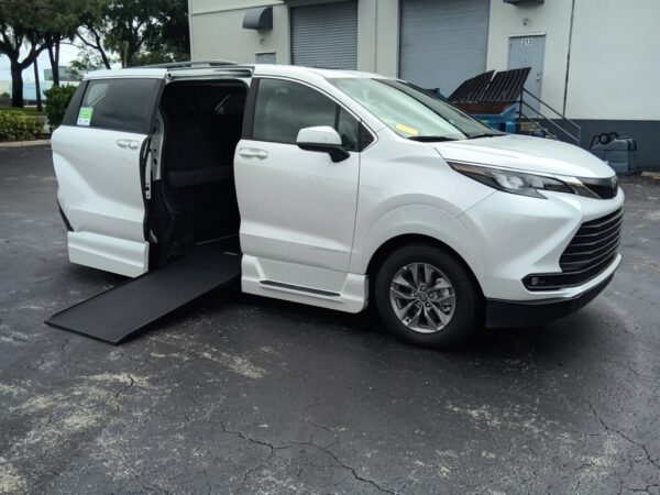 White Toyota Sienna with Vantage Mobility Side Entry Automatic In Floor conversion