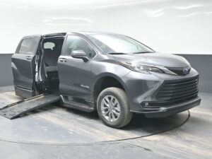 Grey Toyota Sienna with BraunAbility Side Entry Automatic Fold Out conversion