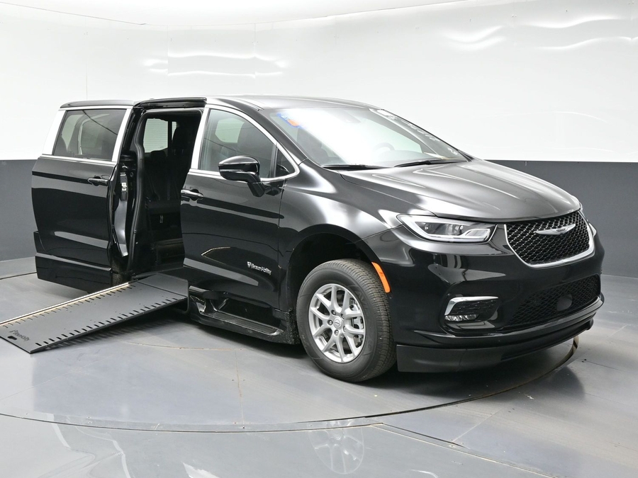 Black Chrysler Pacifica with BraunAbility Side Entry Automatic In Floor conversion