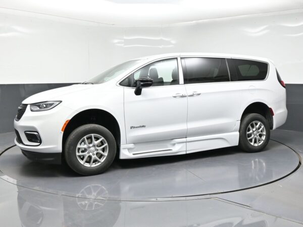 White Chrysler Pacifica with BraunAbility Side Entry Automatic Fold Out conversion