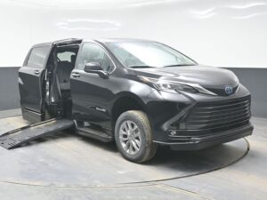 Black Toyota Sienna with BraunAbility Side Entry Automatic Fold Out conversion
