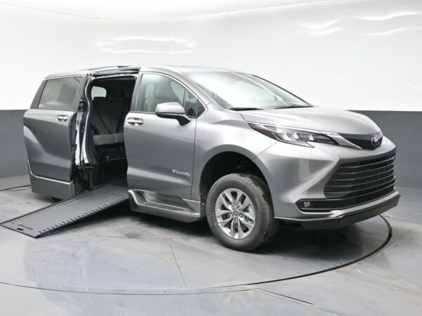 Grey Toyota Sienna with BraunAbility Side Entry Automatic In Floor conversion