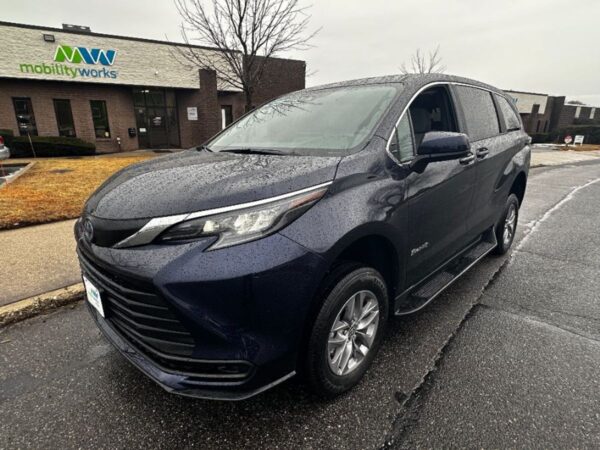 Blue Toyota Sienna with BraunAbility Rear Entry Manual Fold Out conversion