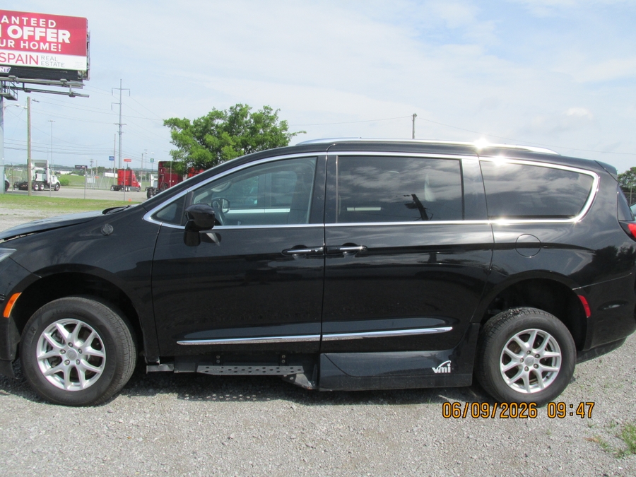 Black Chrysler Pacifica with Vantage Mobility Side Entry Automatic Fold Out conversion
