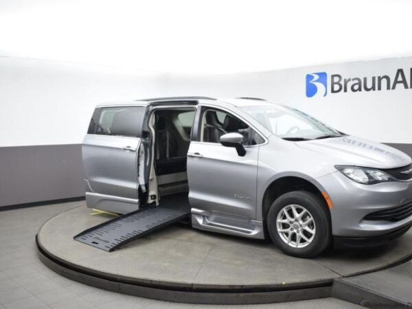 Silver Chrysler Voyager with BraunAbility Side Entry Automatic Fold Out conversion