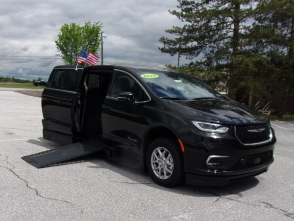 Black Chrysler Pacifica with BraunAbility Side Entry Automatic In Floor conversion