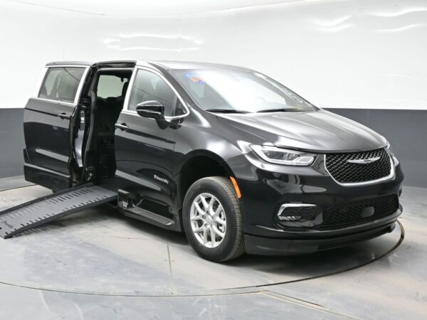 Black Chrysler Pacifica with BraunAbility Side Entry Automatic Fold Out conversion