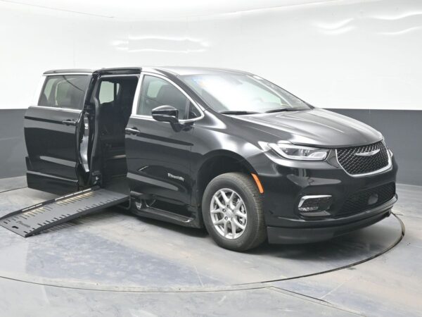 Black Chrysler Pacifica with BraunAbility Side Entry Automatic Fold Out conversion
