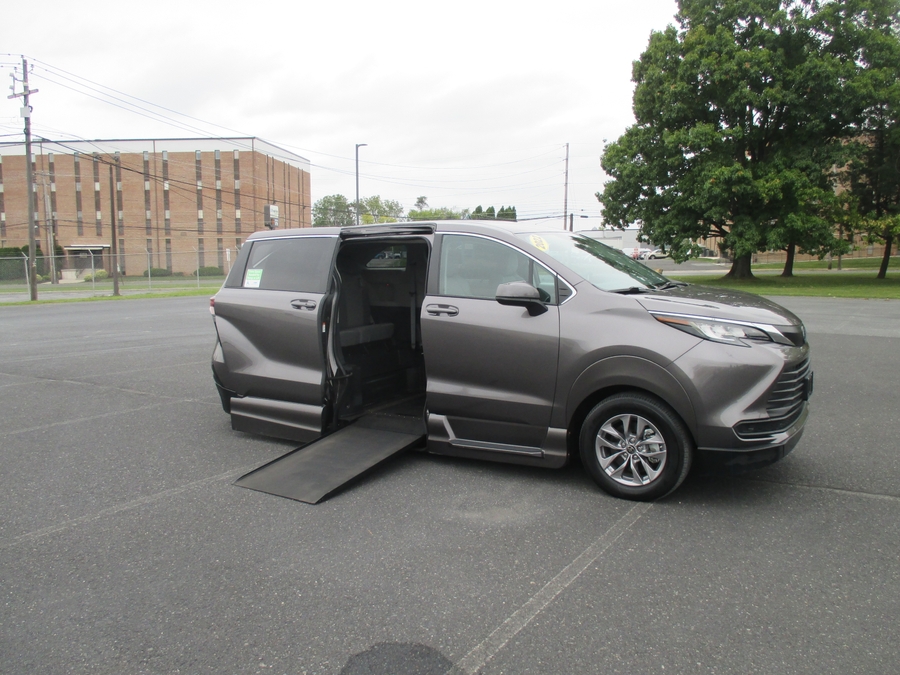 Grey Toyota Sienna with Vantage Mobility Side Entry Automatic In Floor conversion