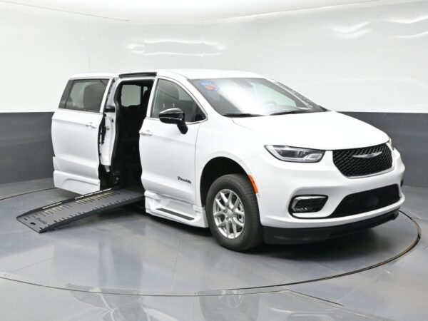 White Chrysler Pacifica with BraunAbility Side Entry Automatic Fold Out conversion