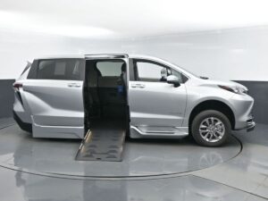 Silver Toyota Sienna with BraunAbility Side Entry Automatic Fold Out conversion