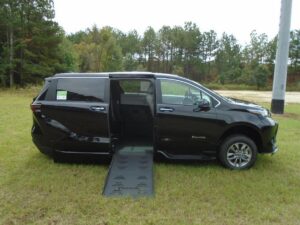 Black Toyota Sienna with BraunAbility Side Entry Automatic Fold Out conversion