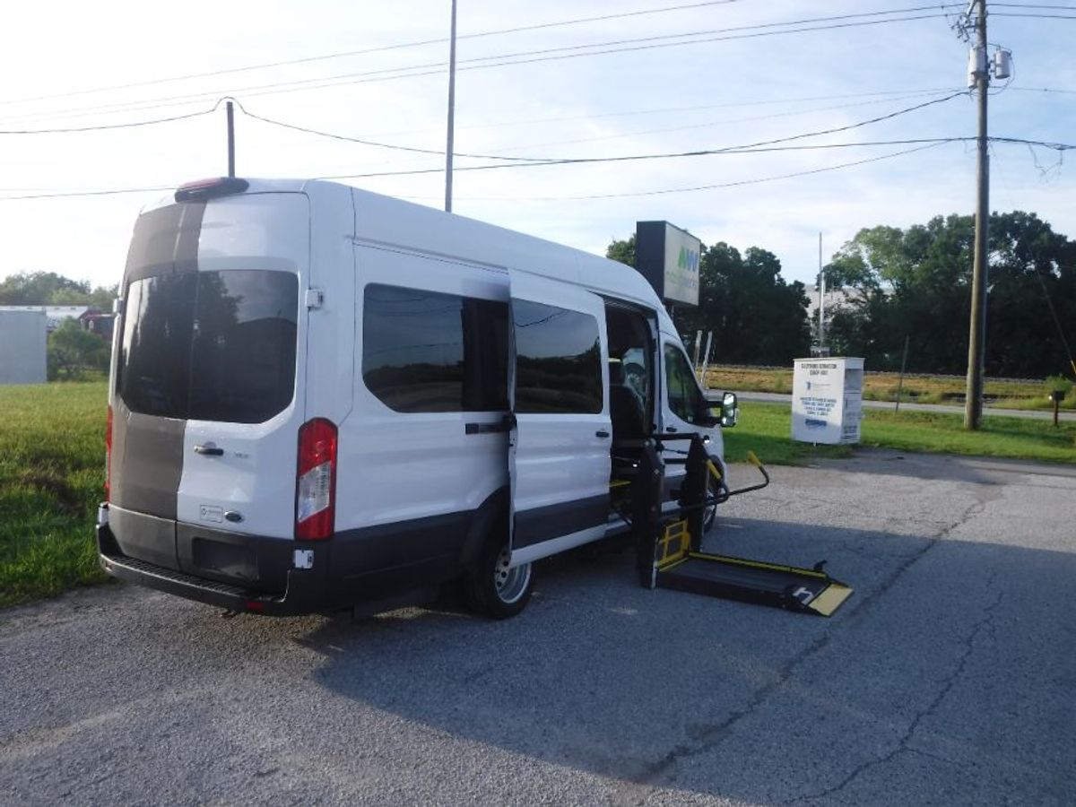 Used 2022 Ford T350 XLT Wagon HR 148 WB EL Jumbo