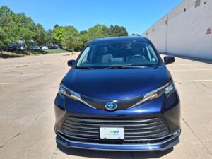 Blue Toyota Sienna with Driverge Rear Entry Manual Fold Out conversion