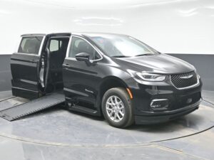 Black Chrysler Pacifica with BraunAbility Side Entry Automatic In Floor conversion