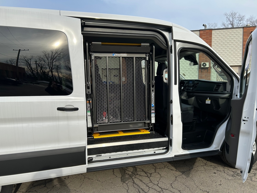 New 2025 Ford T350 XL Wagon MR 148 WB