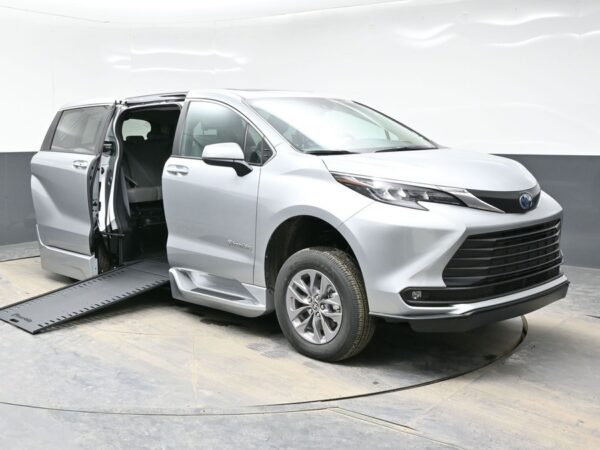 Silver Toyota Sienna with BraunAbility Side Entry Automatic In Floor conversion