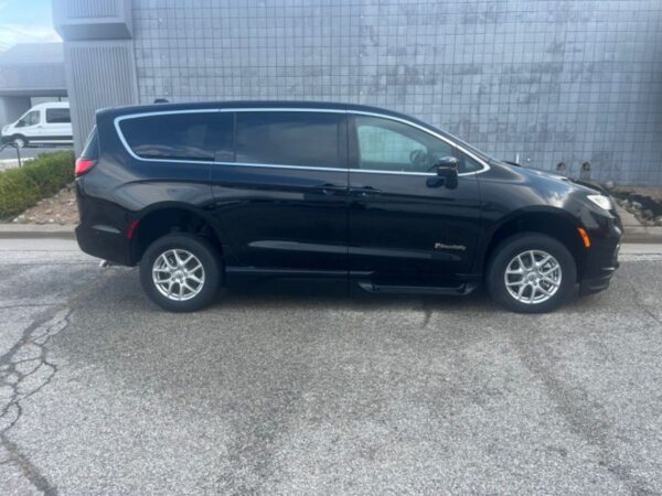 Black Chrysler Pacifica with BraunAbility Side Entry Automatic Fold Out conversion