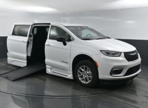 White Chrysler Pacifica with BraunAbility Side Entry Automatic In Floor conversion