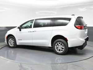 White Chrysler Voyager with BraunAbility Rear Entry Manual Fold Out conversion