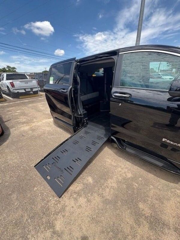 Black Toyota Sienna with BraunAbility Side Entry Automatic Fold Out conversion
