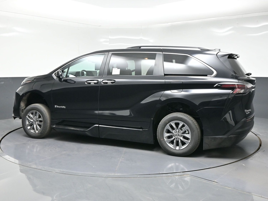 Black Toyota Sienna with BraunAbility Side Entry Automatic Fold Out conversion
