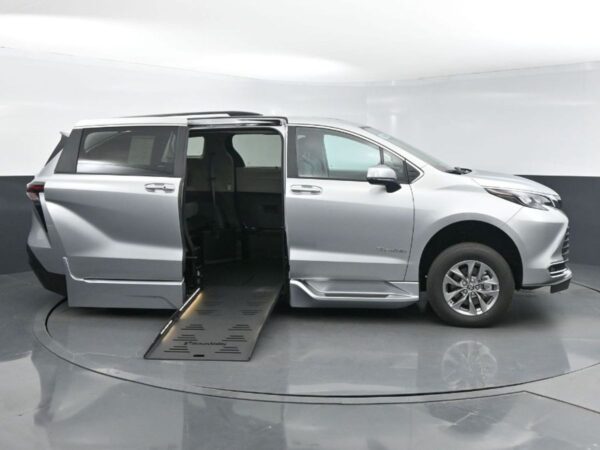 Silver Toyota Sienna with BraunAbility Side Entry Automatic Fold Out conversion