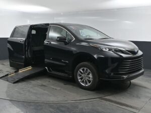 Black Toyota Sienna with BraunAbility Side Entry Automatic Fold Out conversion