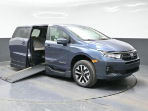 Blue Honda Odyssey with BraunAbility Side Entry Automatic In Floor conversion