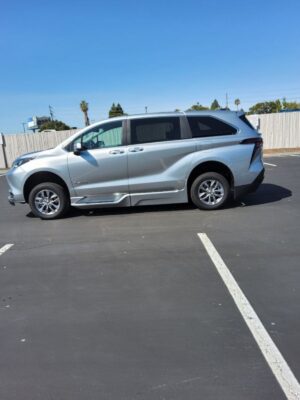 Silver Toyota Sienna with BraunAbility Side Entry Automatic Fold Out conversion