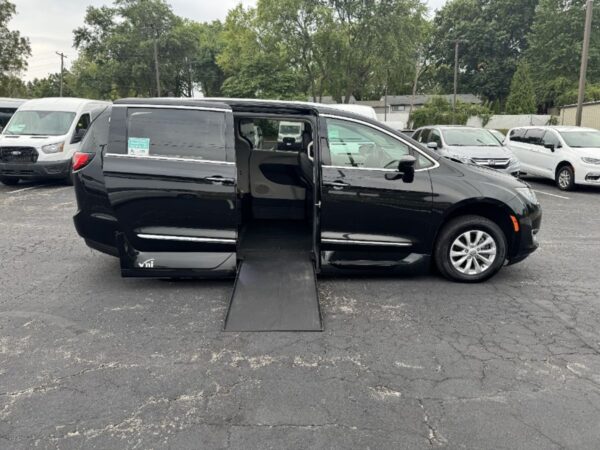 Black Chrysler Pacifica with Vantage Mobility Side Entry Automatic In Floor conversion