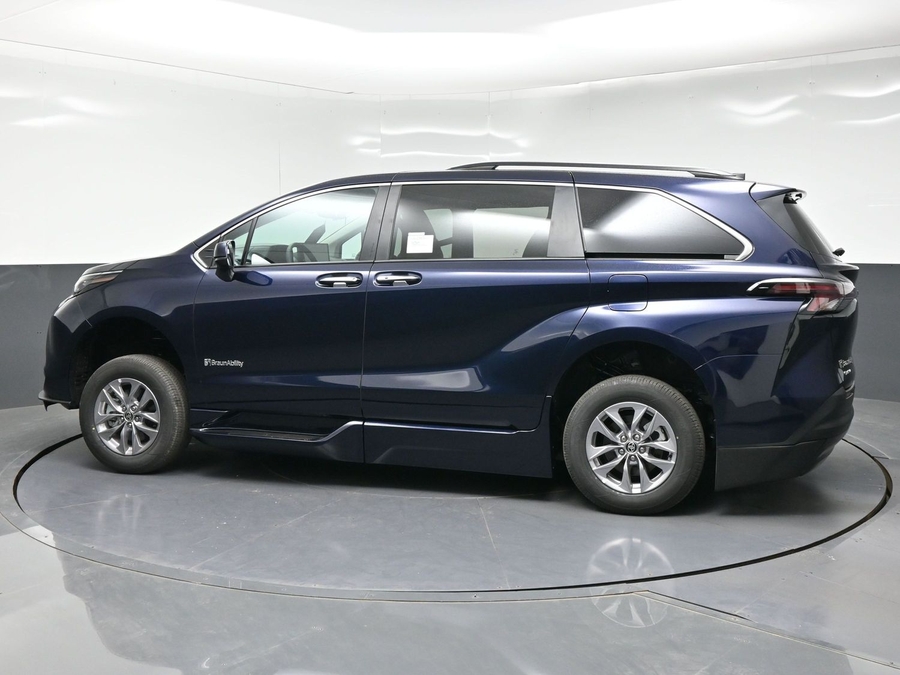 Blue Toyota Sienna with BraunAbility Side Entry Automatic In Floor conversion