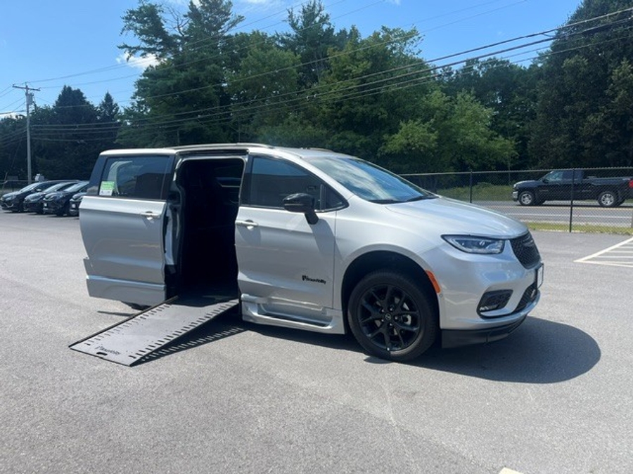 Silver Chrysler Pacifica with BraunAbility Side Entry Automatic In Floor conversion