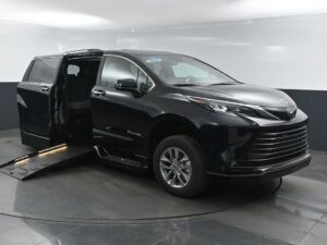 Black Toyota Sienna with BraunAbility Side Entry Automatic Fold Out conversion
