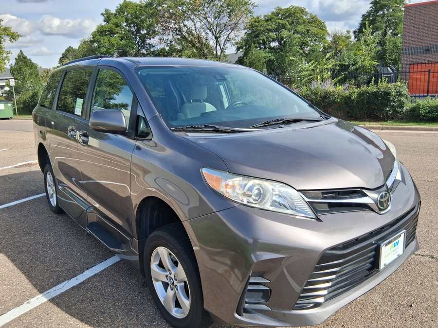 Grey Toyota Sienna with Vantage Mobility Side Entry Automatic In Floor conversion