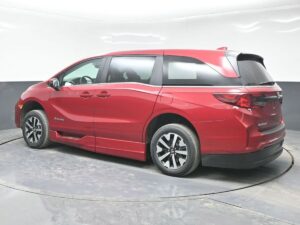 Red Honda Odyssey with BraunAbility Side Entry Automatic In Floor conversion