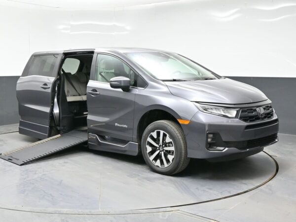 Grey Honda Odyssey with BraunAbility Side Entry Automatic In Floor conversion