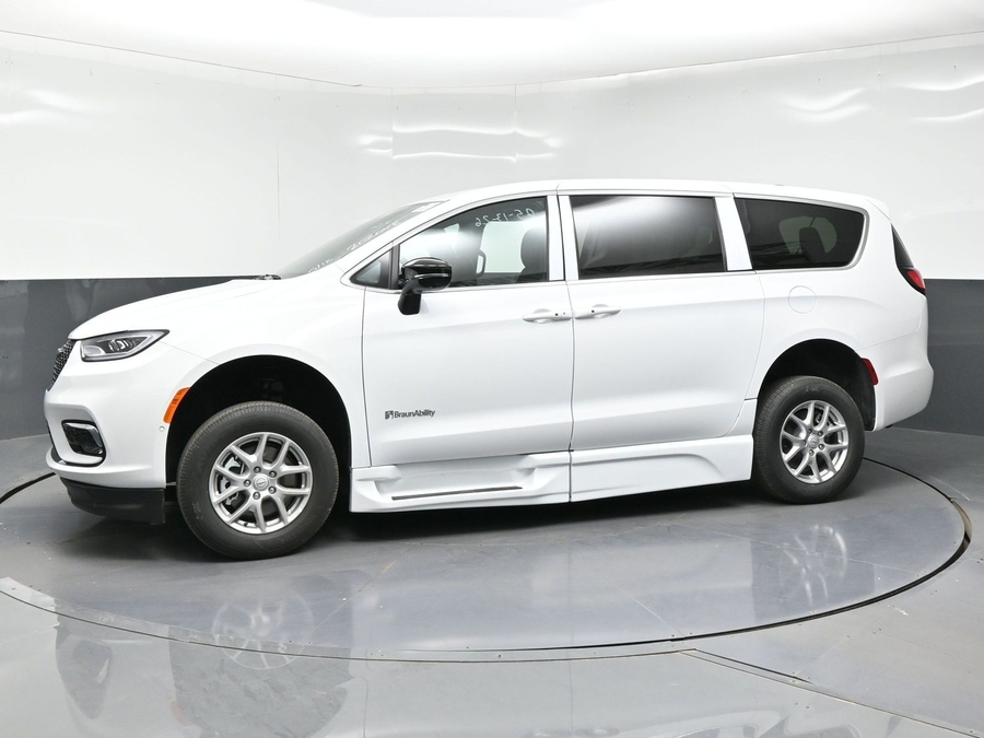 White Chrysler Pacifica with BraunAbility Side Entry Automatic In Floor conversion
