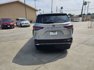 Silver Toyota Sienna with Vantage Mobility Side Entry Automatic In Floor conversion