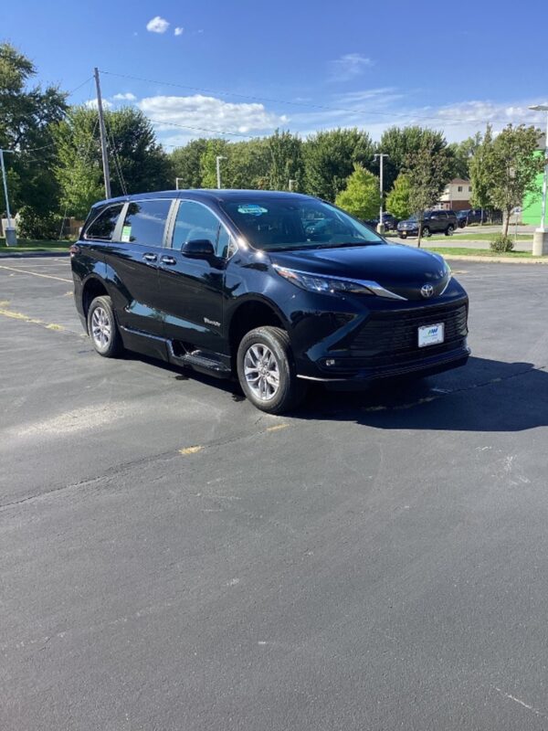 Black Toyota Sienna with BraunAbility Side Entry Automatic Fold Out conversion