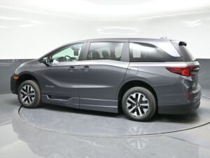 Grey Honda Odyssey with BraunAbility Side Entry Automatic In Floor conversion